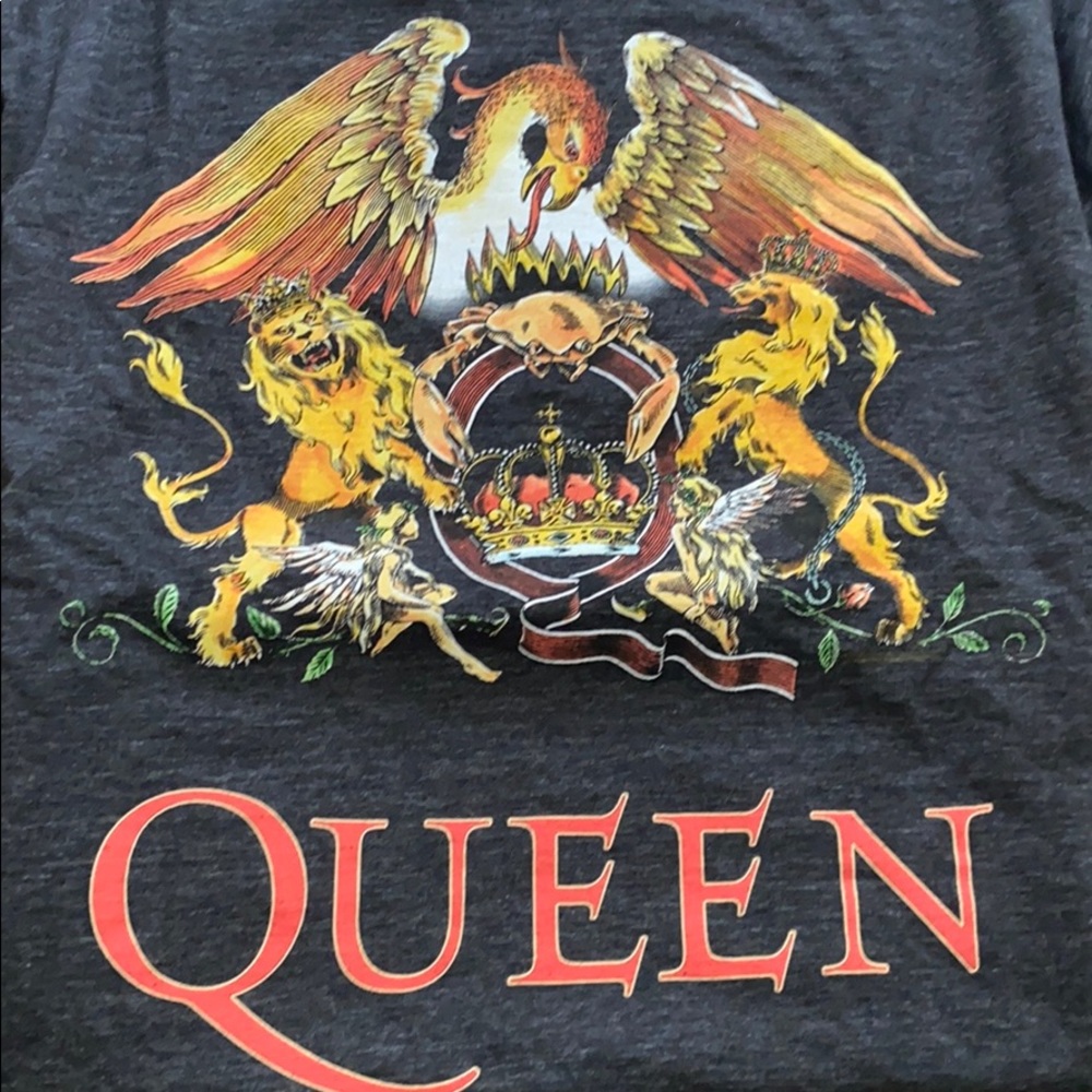 Queen T-shirt